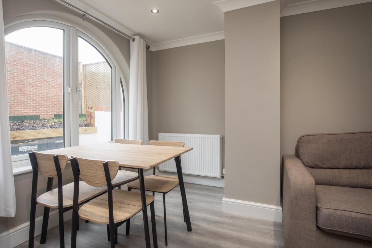 Riverside Kingston Flat 1b Apartment