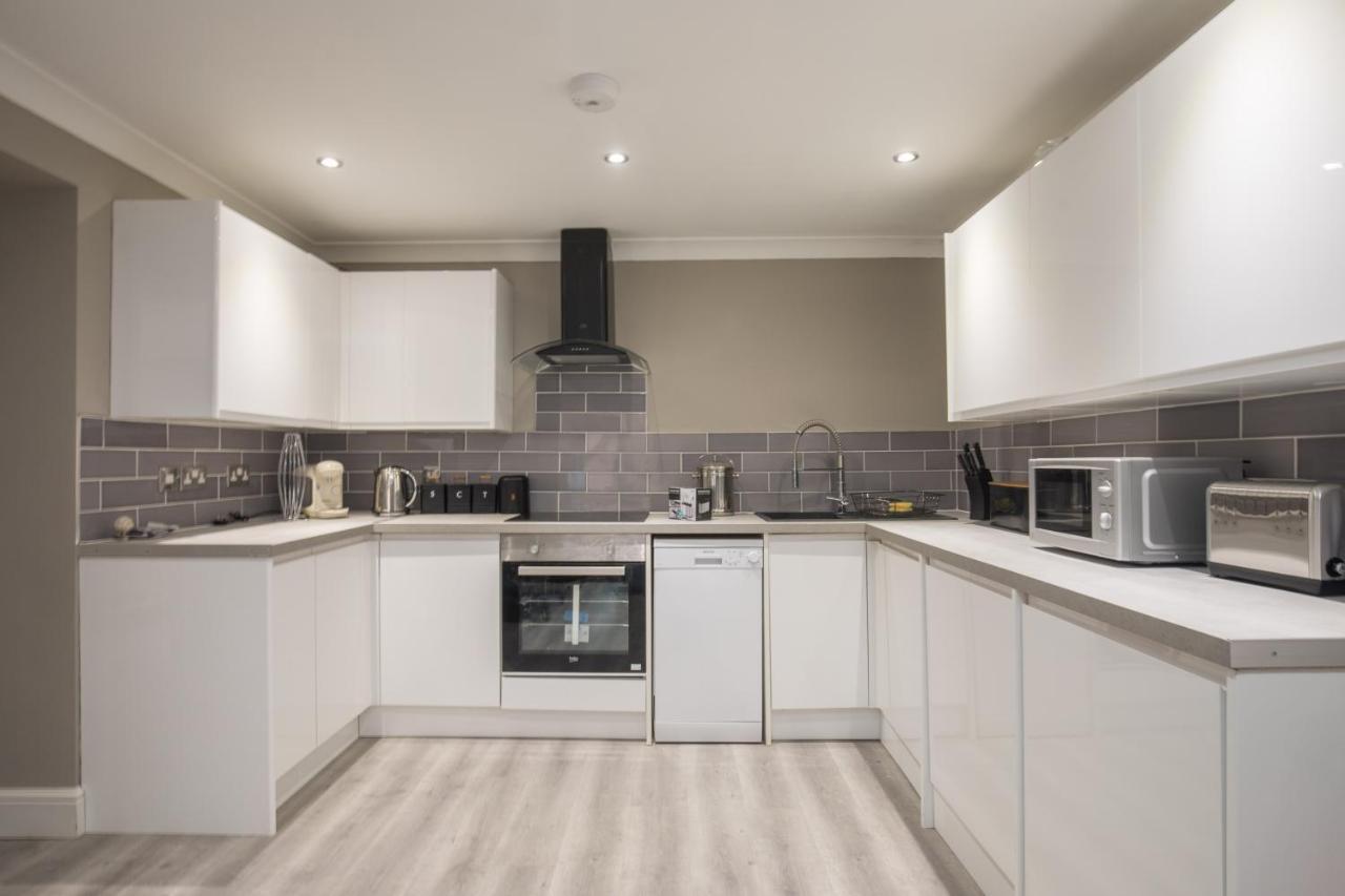 Riverside Kingston Flat 1b
